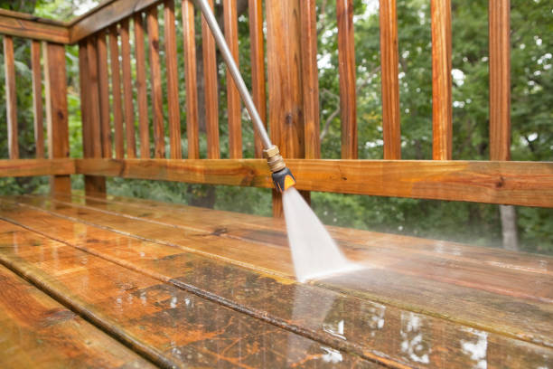 Best Driveway Pressure Washing  in Chowchilla, CA